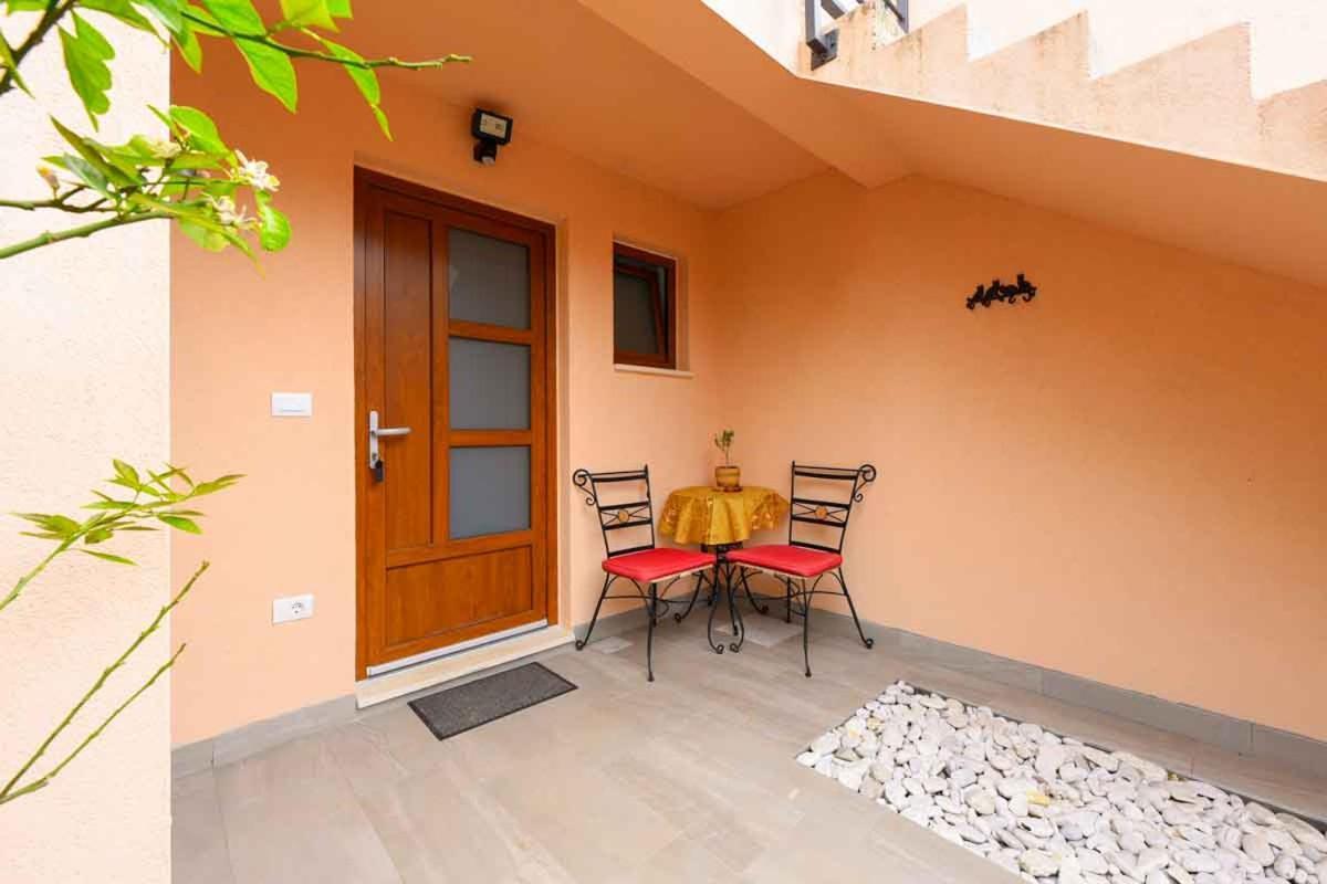 Apartments Ina & Ika Rovinj Exterior photo