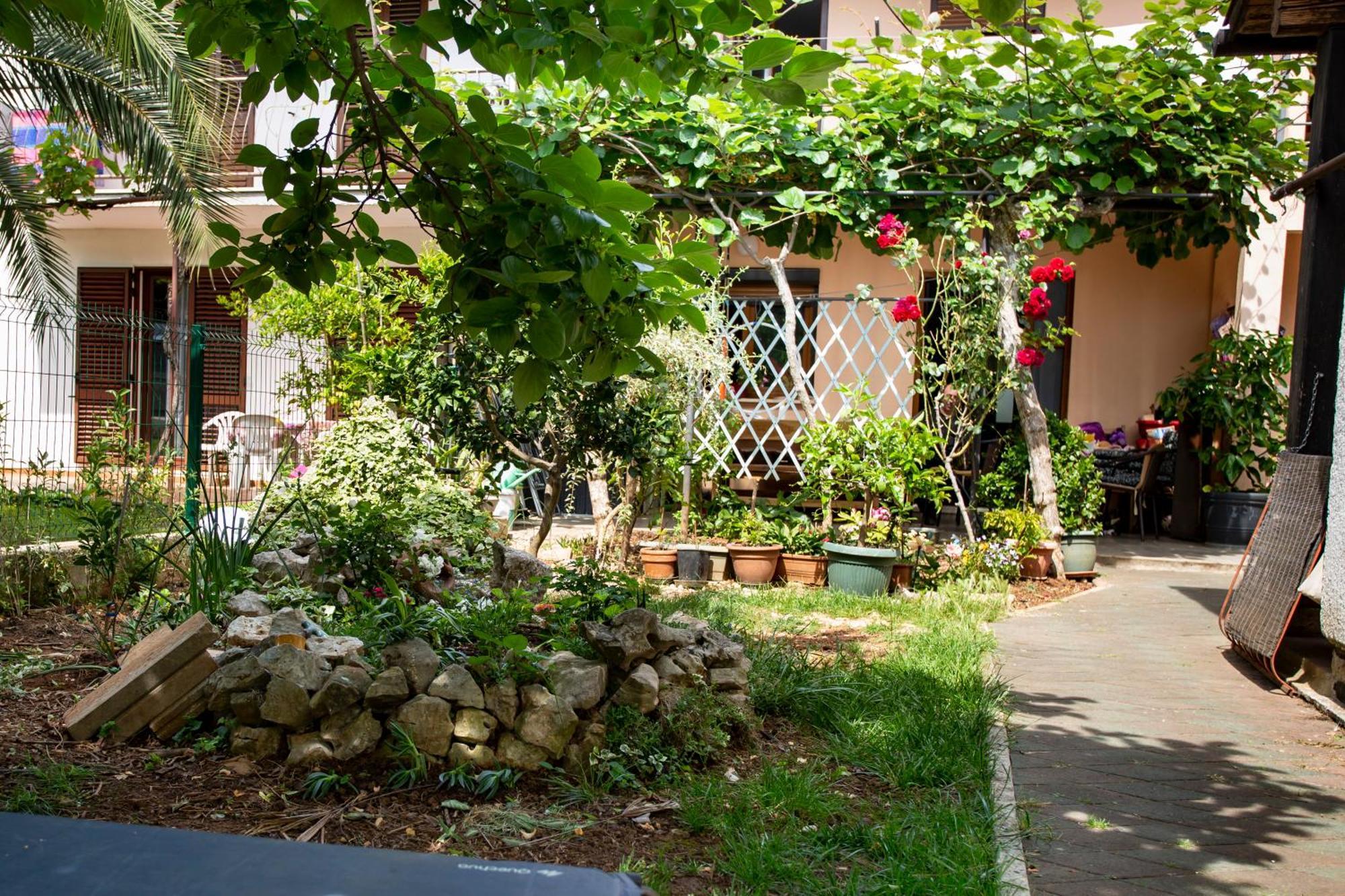 Apartments Ina & Ika Rovinj Exterior photo