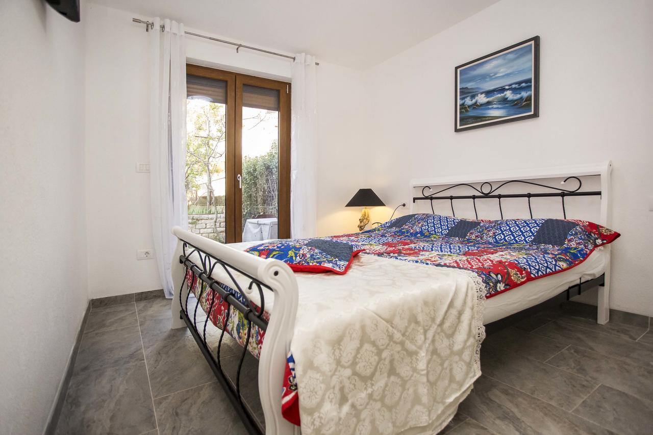 Apartments Ina & Ika Rovinj Exterior photo